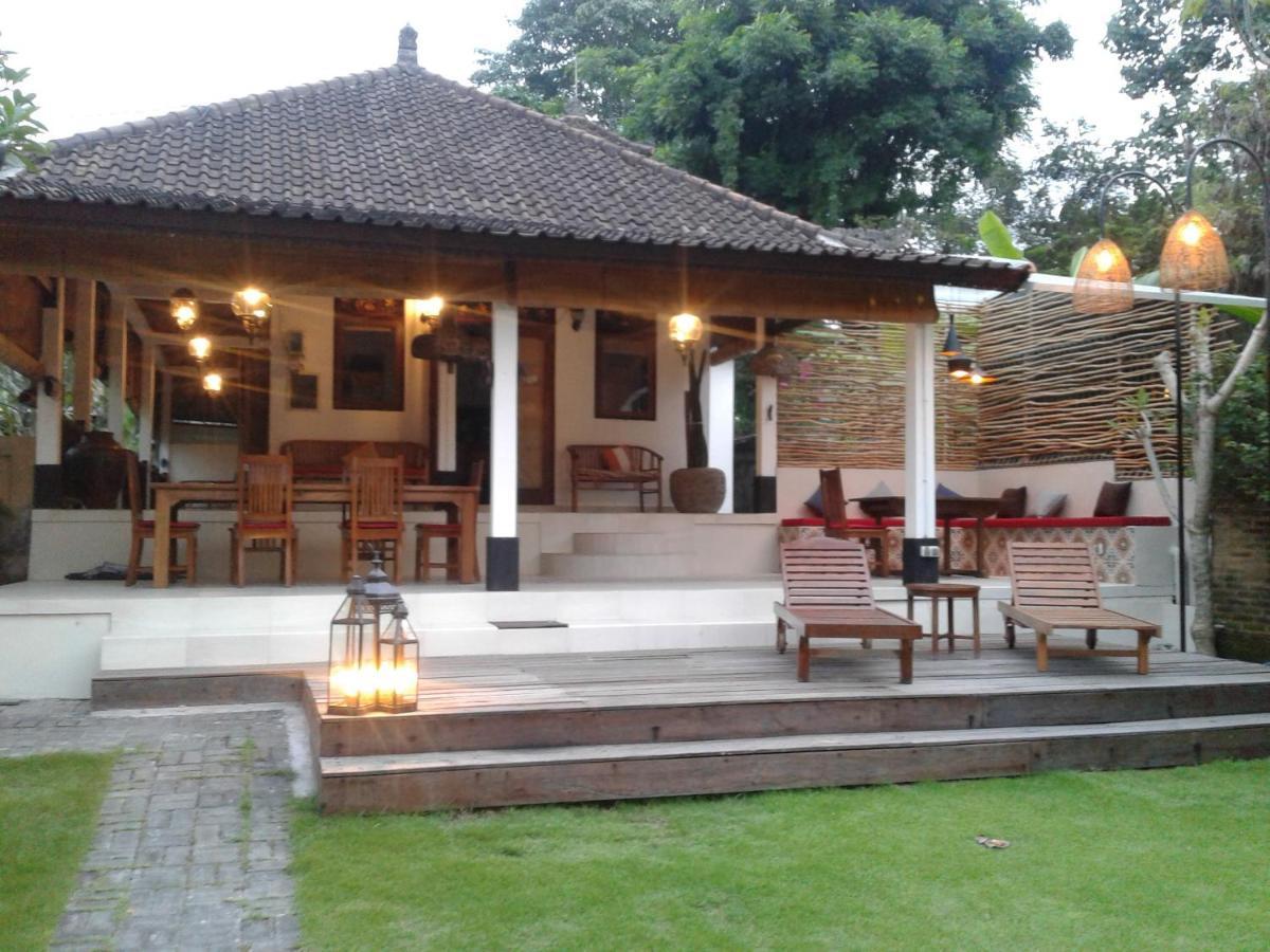 Lot area. Bali Agung Village.